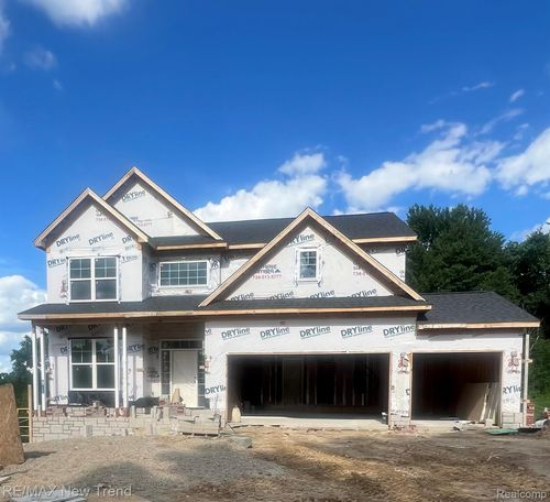 2100 Crested Butte Dr, White Lake, MI, 48383-2376 | Card Image