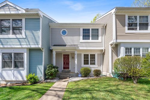 15325 Waters Edge Ct, DUMFRIES, VA, 22025-3049 | Card Image