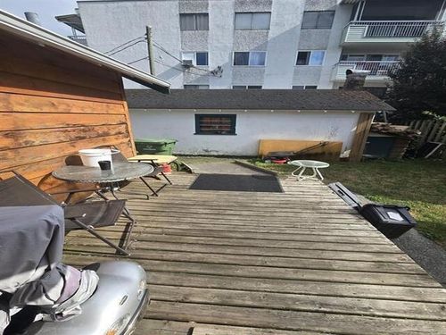 9445 Nowell St, Chilliwack, BC, V2P4X8 | Card Image