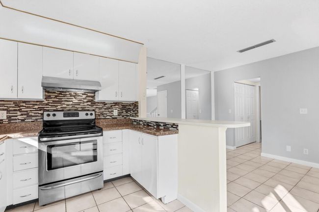 APT-23B - 1458 N Lawnwood Cir, Condo with 2 bedrooms, 3 bathrooms and null parking in Fort Pierce FL | Image 19