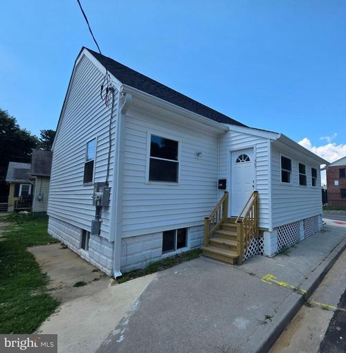 75 Hedge St, SALEM, NJ, 08079-2067 | Card Image