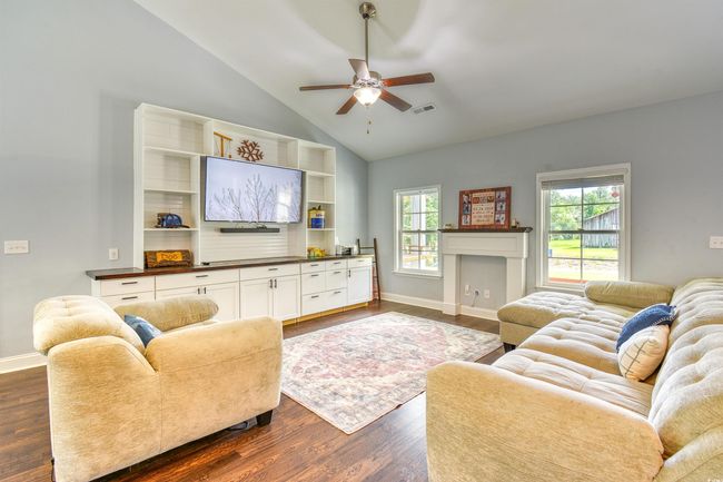 4867 Wolf Trl, House other with 3 bedrooms, 2 bathrooms and 4 parking in Conway SC | Image 5