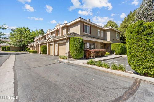 1524-900 S Meadows Pkwy, Reno, NV, 89521-5858 | Card Image