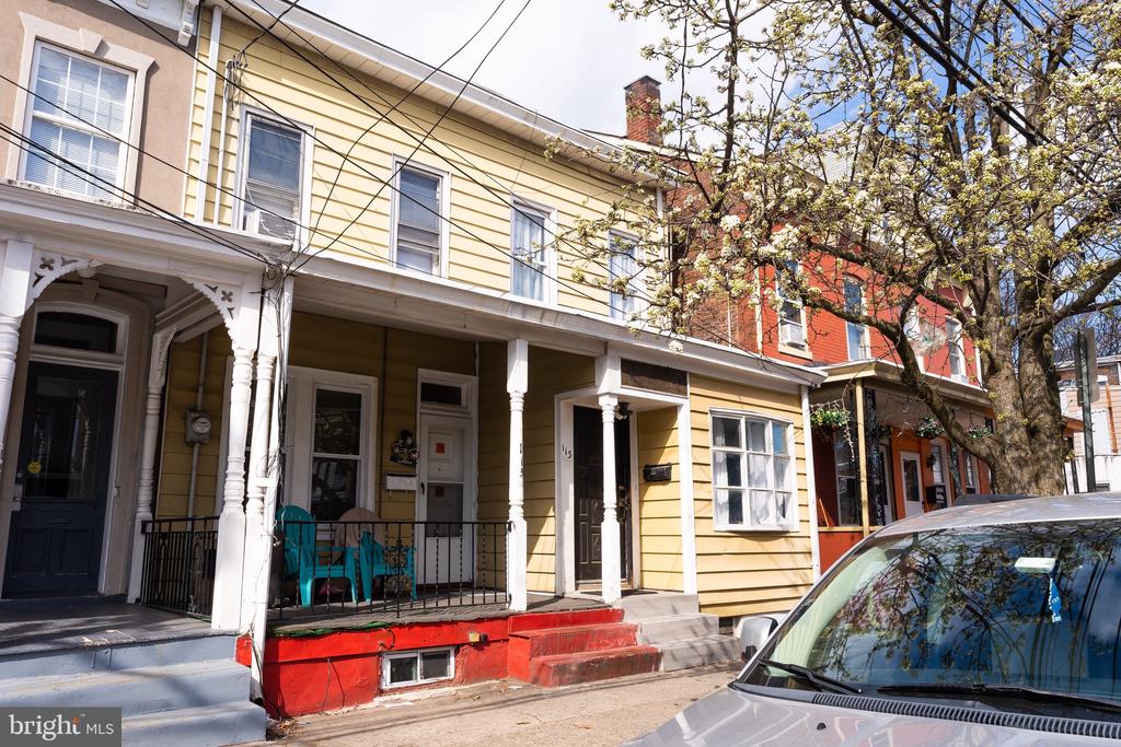 Division St, Trenton, NJ 08611