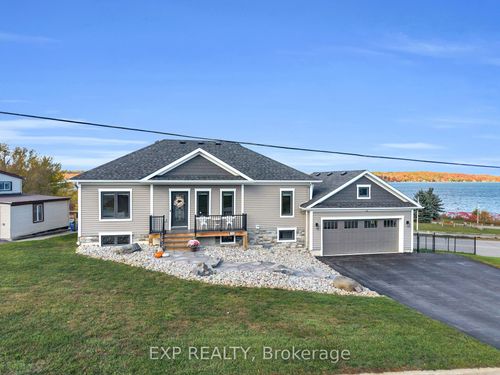 244 Frank St, Midland, ON, L4R1H4 | Card Image