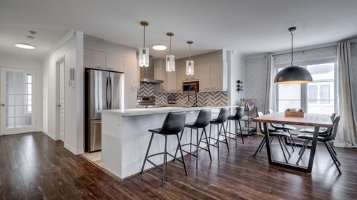 5-555 Boul St-Luc, Saint Jean sur Richelieu, QC, J2W3B5 | Card Image