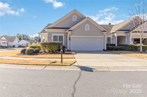 2034 Sweetleaf Dr, Fort Mill, SC, 29707-5976 | Card Image