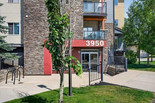 210-3950 46 Ave Nw, Calgary, AB, T3A0L9 | Card Image
