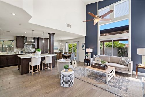70 Fairfield, Lake Forest, CA, 92610-1855 | Card Image
