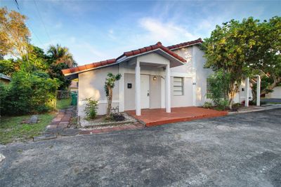 4371 Nw 80th Ave, Home with 0 bedrooms, 0 bathrooms and 4 parking in Coral Springs FL | Image 3