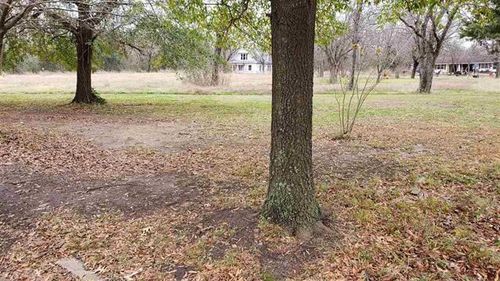 415 Brown Avenue, Paris, TX, 75460 | Card Image