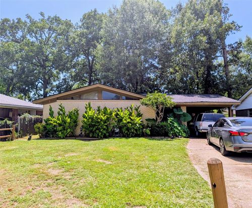 810 Pine Tree Dr, Shreveport, LA, 71106-3910 | Card Image