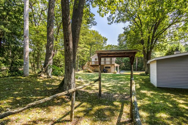 2249 Tiny Beaches Rd S, House other with 3 bedrooms, 2 bathrooms and 6 parking in Tiny ON | Image 35