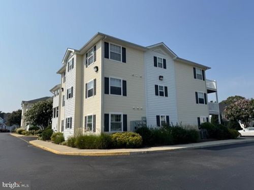 unit-9-17275 King Phillip Way, LEWES, DE, 19958-3714 | Card Image