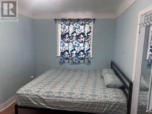 37 Hope Avenue, Hamilton (Crown Point), ON, L8H2E1 | Card Image