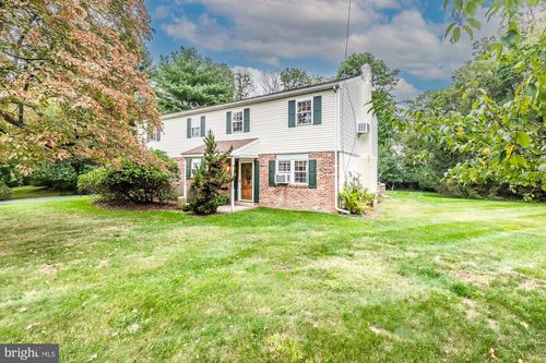 3074 Booth Dr, GARNET VALLEY, PA, 19060-2009 | Card Image