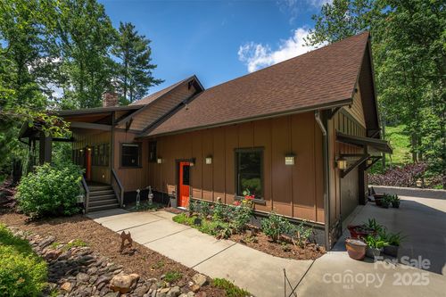 81 Robinhood Rd, Asheville, NC, 28804-1635 | Card Image