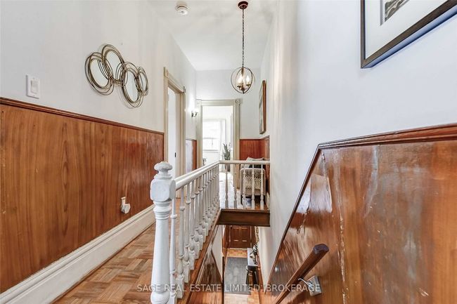 40 Euclid Ave, House attached with 3 bedrooms, 2 bathrooms and 1 parking in Toronto ON | Image 23