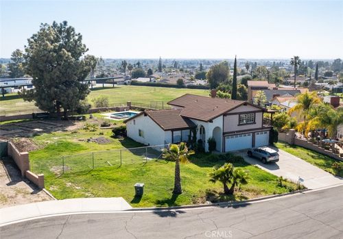 5105 Fairview Cir, Buena Park, CA, 90621-1423 | Card Image