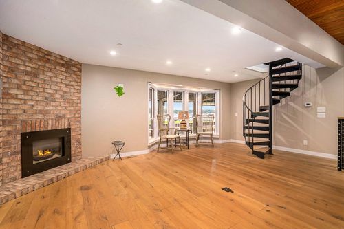 unit-13-400 Pine St, Ferrysburg, MI, 49409 | Card Image