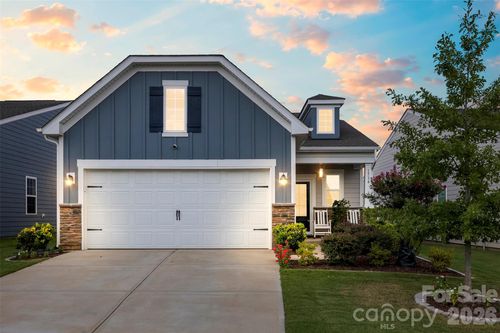 1734 Otter Perch Ln, Fort Mill, SC, 29715-2555 | Card Image