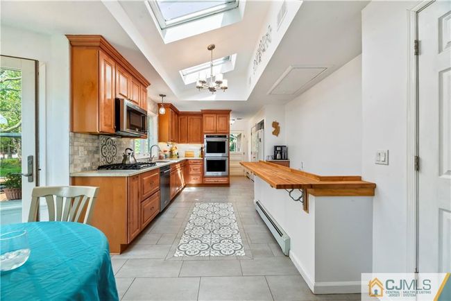 36 Buffa Dr, House other with 3 bedrooms, 3 bathrooms and null parking in Somerset NJ | Image 13