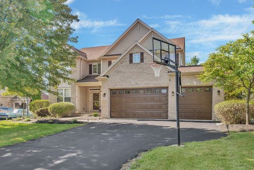 2772 Berman Rd, North Aurora, IL, 60542-2045 | Card Image