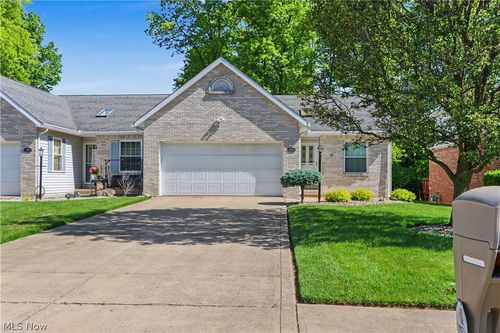 910 Greenfield Drive, Mansfield, OH, 44904 | Card Image
