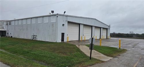 2106 W 4th St, Pittsburg, KS, 66762-8622 | Card Image