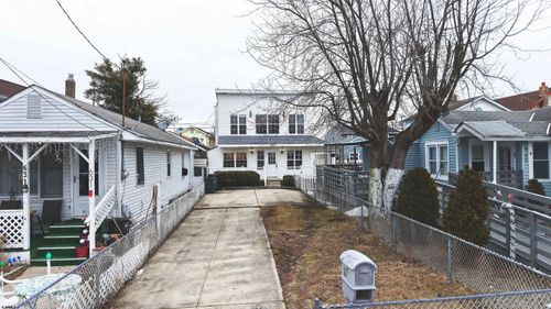 628 Wisteria Rd, Atlantic City, NJ, 08401-1326 | Card Image