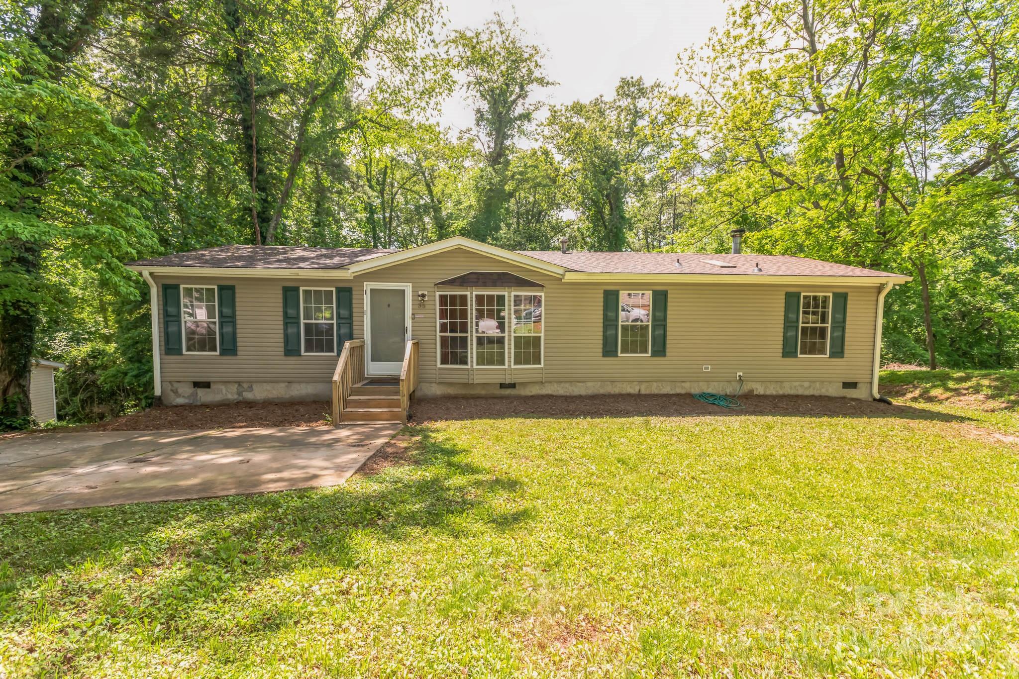 Chapel Park Rd, Asheville, NC 28803