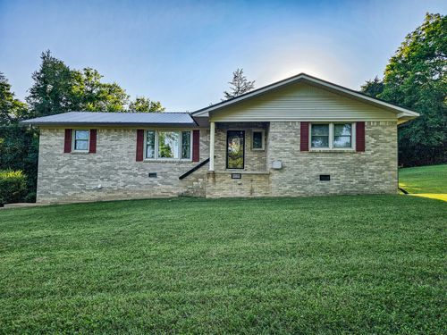 300 Longview Dr, Pulaski, TN, 38478-5108 | Card Image