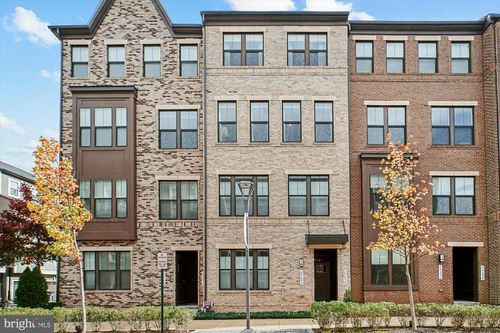 20694 Wood Quay Dr, STERLING, VA, 20166-8997 | Card Image