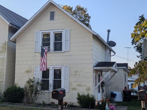 44 Maple Ave, Utica, OH, 43080-9456 | Card Image