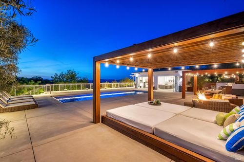 90 Longhorn Ridge Rd, Napa, CA, 94558-9332 | Card Image