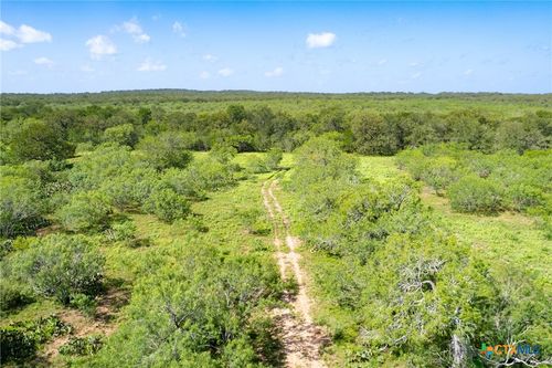 000 E County Road 258, Gonzales, TX, 78629 | Card Image