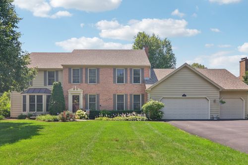 3581 Persimmon Dr, Algonquin, IL, 60102-4816 | Card Image