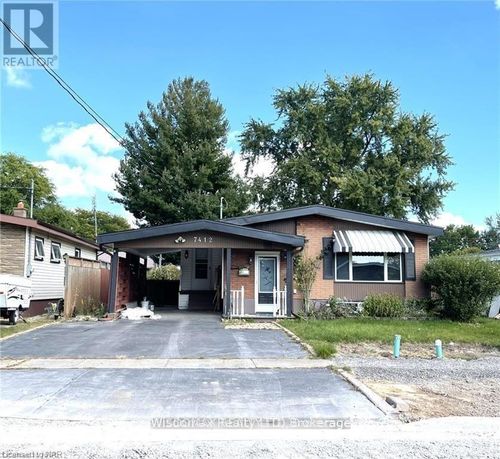 7412 Jordan Ave, Niagara Falls, ON, L2G5N2 | Card Image