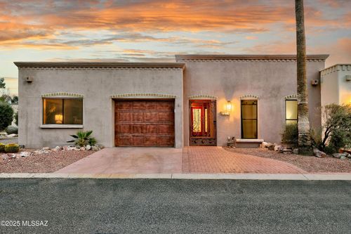 2714 W Magee Rd, Tucson, AZ, 85742-1571 | Card Image