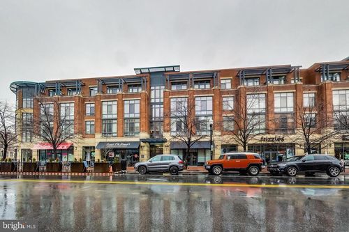 318-520 John Carlyle St, ALEXANDRIA, VA, 22314-6814 | Card Image