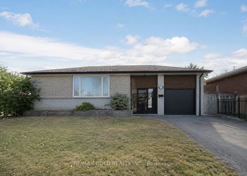 58 Kingsmere Cres, Brampton, ON, L6X1Z4 | Card Image