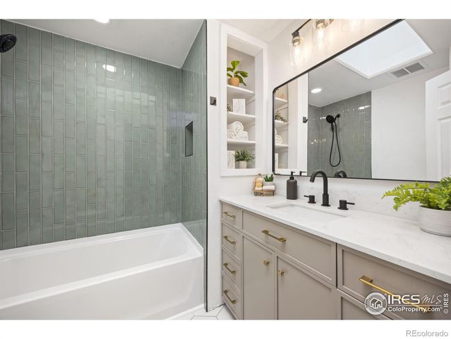 Bathroom 2 | Image 21