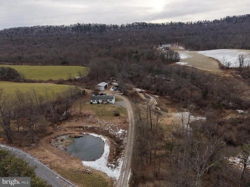 3014 Peach Orchard Rd, MC CONNELLSBURG, PA, 17233-8556 | Card Image