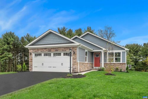 131 White Sands Blvd, BARBOURSVILLE, VA, 22923-8577 | Card Image