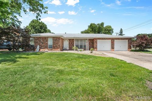 2349 Dwight Ave, Granite City, IL, 62040-2544 | Card Image