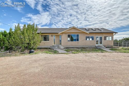 1290 B St, Penrose, CO, 81240-9334 | Card Image