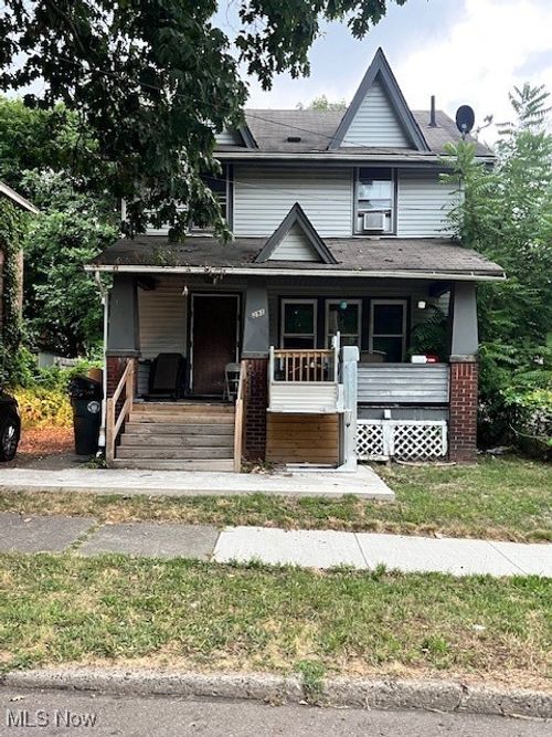 1391 Andrus St, Akron, OH, 44301-1725 | Card Image