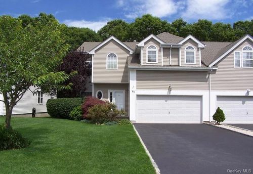 63 Sunflower Ridge Rd, S Setauket, NY, 11720-3707 | Card Image