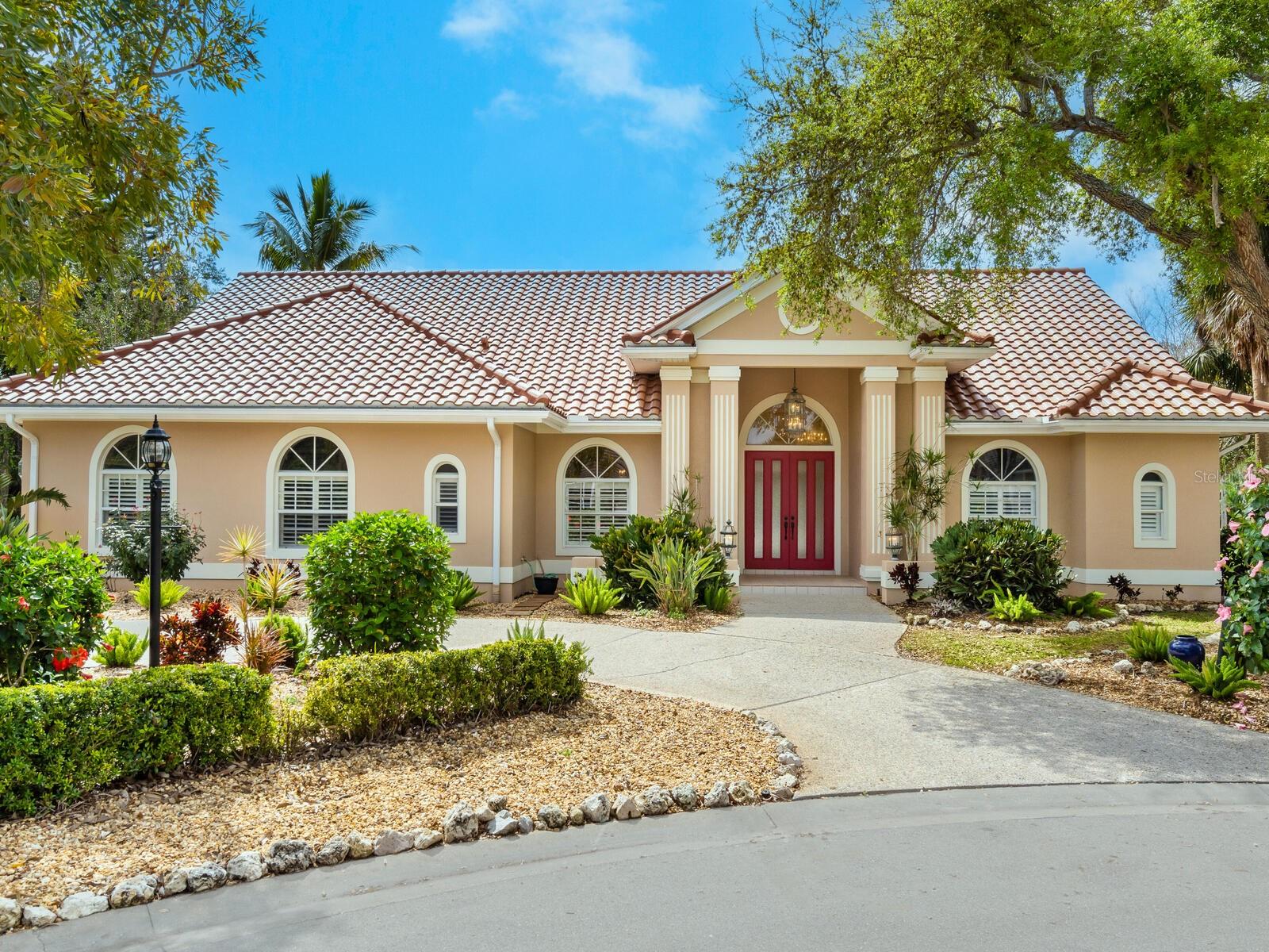 Saint Martin Cir, Englewood, FL 34223
