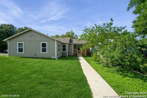 439 Viendo, San Antonio, TX, 78201-4143 | Card Image